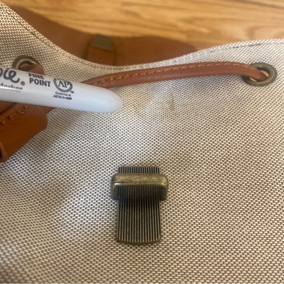 Leather And Canvas Backpack Georgia O’Keffe Museum Logo By Bellino - Picture 12 of 12